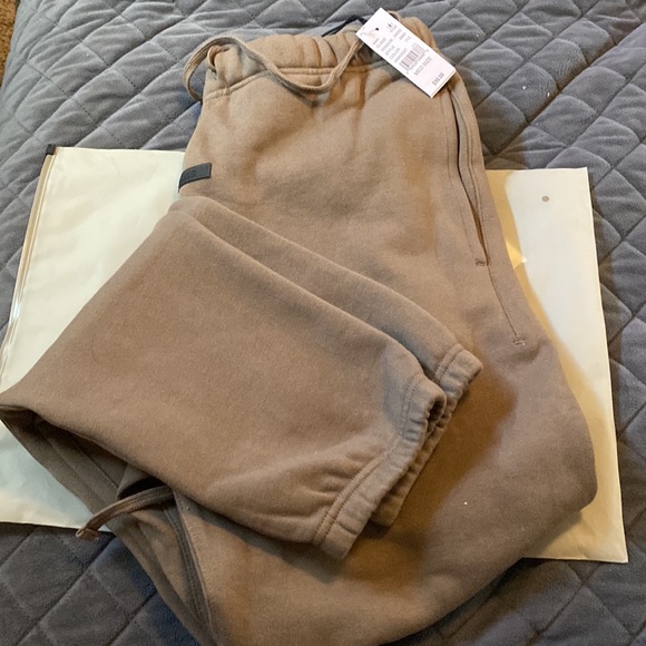 Fear of God Other - NWT Fear of god mens Essentials sweatpants